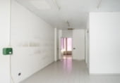 Local comercial en venta con 179m² en Alcorcón, Avenida del Pinar foto