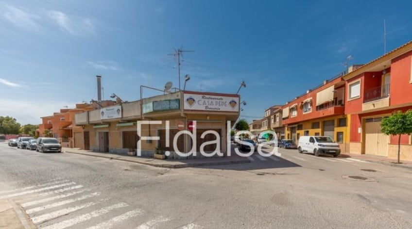 Local comercial