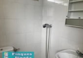 617m² commercial premises for sale in Mataró, Carrer Nou de la Mercè photo