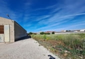 599m² warehouse industrial for sale in Torrescárcela, Calle Real photo