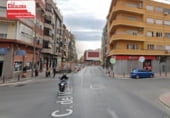 Local comercial
en venda
amb 125m² a Alacant, Calle Guardamar foto