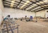 450m² warehouse industrial for sale in Villamarchante, in the area of The Remedy Plain, Calle Pizarro photo