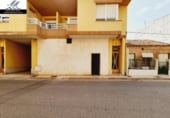 Local comercial en venta con 101m² en Carmona, en la zona de Los Nietos, Calle San Isidoro foto