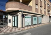 Local comercial en venta con 124m² en Belicena, Calle San Cristóbal foto