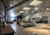 1670m² warehouse industrial for sale in Catarroja, Calle Número 31 photo