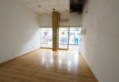 Local comercial en venta con 35m² en Manresa, en la zona de Passeig i Rodalia, Carrer Àngel Guimerà foto