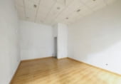 Local comercial en venta con 35m² en Manresa, en la zona de Passeig i Rodalia, Carrer Àngel Guimerà foto