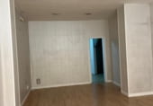 Local comercial en venta con 81m² en León, en la zona de Chantría, Calle Zamora foto