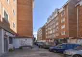 Local comercial en venta con 75m² en Cambre, A Barcala foto