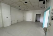 122m² commercial premises for sale in Utrera, Avenida Virgen de Fátima photo
