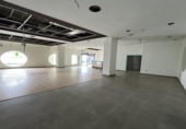 122m² commercial premises for sale in Utrera, Avenida Virgen de Fátima photo