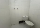 122m² commercial premises for sale in Utrera, Avenida Virgen de Fátima photo