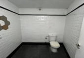 130m² commercial premises for sale in Utrera, Avenida General Giráldez photo