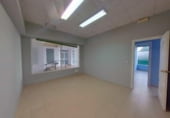 Local comercial en venta con 81m² en Mairena del Aljarafe, Calle Trascorrales foto