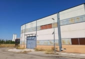 345m² warehouse for sale in Alcalá del Río, avda cesar augusto, parcela 9 photo