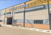 Nave Industrial en venta con 311m² en Alcalá del Río, A-8006 foto