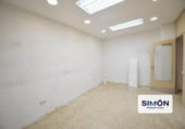 125m² locaux commerciaux pour vente à Manresa, dans le quartier de Valldaura, Carrer de les Jorbetes photo