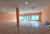 Local comercial en venta con 234m² en Íscar, Calle Pozo de la Nieve foto