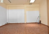 86m² commercial premises for sale in Mislata, Calle Ortega y Gasset photo