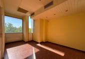 76m² bureau pour vente à Manresa, dans le quartier de Passeig i Rodalia, Passeig de Pere III photo