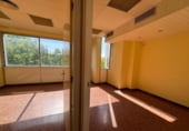 76m² bureau pour vente à Manresa, dans le quartier de Passeig i Rodalia, Passeig de Pere III photo