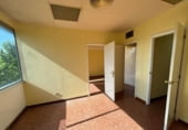 76m² bureau pour vente à Manresa, dans le quartier de Passeig i Rodalia, Passeig de Pere III photo