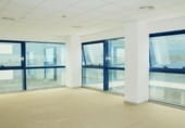 65m² bureau pour vente à Séville, dans le quartier de Torreblanca, Avenida Vía Apia photo