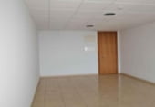 46m² bureau pour vente à Séville, dans le quartier de Quartier Pino Montano, Calle Parque Sierra Mágina photo