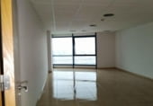 46m² bureau pour vente à Séville, dans le quartier de Quartier Pino Montano, Calle Parque Sierra Mágina photo