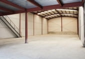 710m² warehouse for sale in Alcalá del Río, A-8006 photo