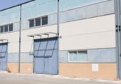 710m² warehouse for sale in Alcalá del Río, A-8006 photo