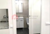 990m² commercial premises for sale in Barcelona, in the area of Sants-Badal, Carrer de Jaume Roig photo