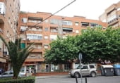 53m² commercial premises for sale in Cáceres, in the area of Kings Huertas, Calle Virgen del Pilar photo