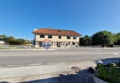 Local comercial en venta con 921m² en Vigo, Camiño de Codeside foto