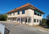 Local comercial en venta con 921m² en Vigo, Camiño de Codeside foto