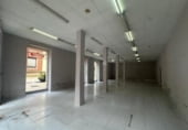 155m² commercial premises for sale in Avilés, Calle Valdés Salas photo