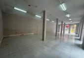 155m² commercial premises for sale in Avilés, Calle Valdés Salas photo
