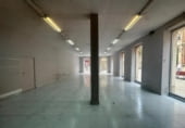155m² commercial premises for sale in Avilés, Calle Valdés Salas photo