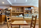 96m² cafeteria for sale in Manresa, in the area of the Escodines, Carrer Divina Pastora photo