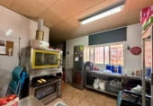 96m² cafeteria for sale in Manresa, in the area of the Escodines, Carrer Divina Pastora photo