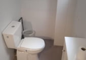 100m² commercial premises for sale in Cáceres, in the area of Cabezarrubia, Calle de Florencia photo