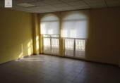 100m² commercial premises for sale in Cáceres, in the area of Cabezarrubia, Calle de Florencia photo