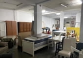 325m² commercial premises for sale in Badajoz, Puente de Palmas photo