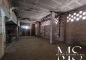 Local comercial en venta con 260m² en Almería, Calle Holanda foto