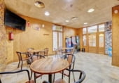 557m² restaurant for sale in Falces, Calle Echarri photo