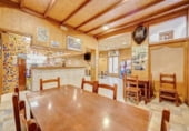 557m² restaurant for sale in Falces, Calle Echarri photo