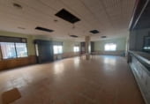 491m² restaurant for sale in Fuente Encarroz, Calle Enric Valor photo