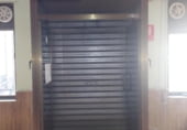 491m² restaurant for sale in Fuente Encarroz, Calle Enric Valor photo