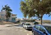Local comercial en venta con 136m² en Vélez-Málaga, Plaza del Trabajo foto