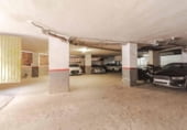 363m² commercial premises for sale in Barcelona, in the area of Navas, Carrer de Múrcia photo